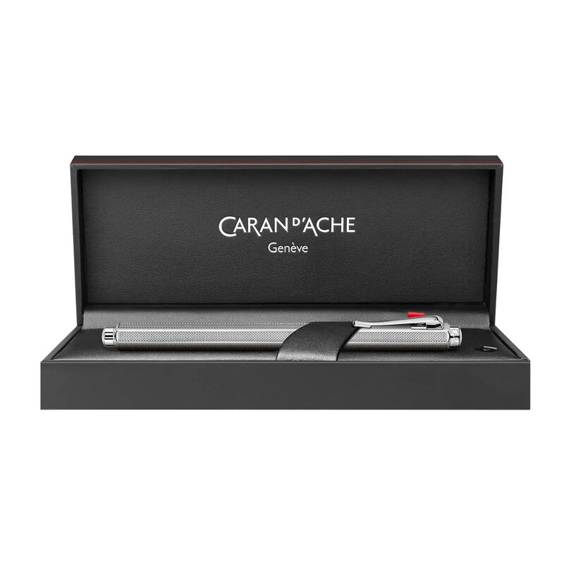 Pluma Fuente Caran d'Ache Ecridor