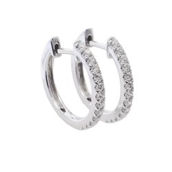 Aretes Oro Blanco 14k Estilo Huggies con Diamantes