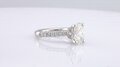 Anillo de Compromiso con Diamantes de Laboratorio Corte Ov