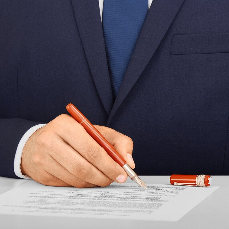 Pluma Fuente Montblanc Heritage Collection Rouge et Noir Edi